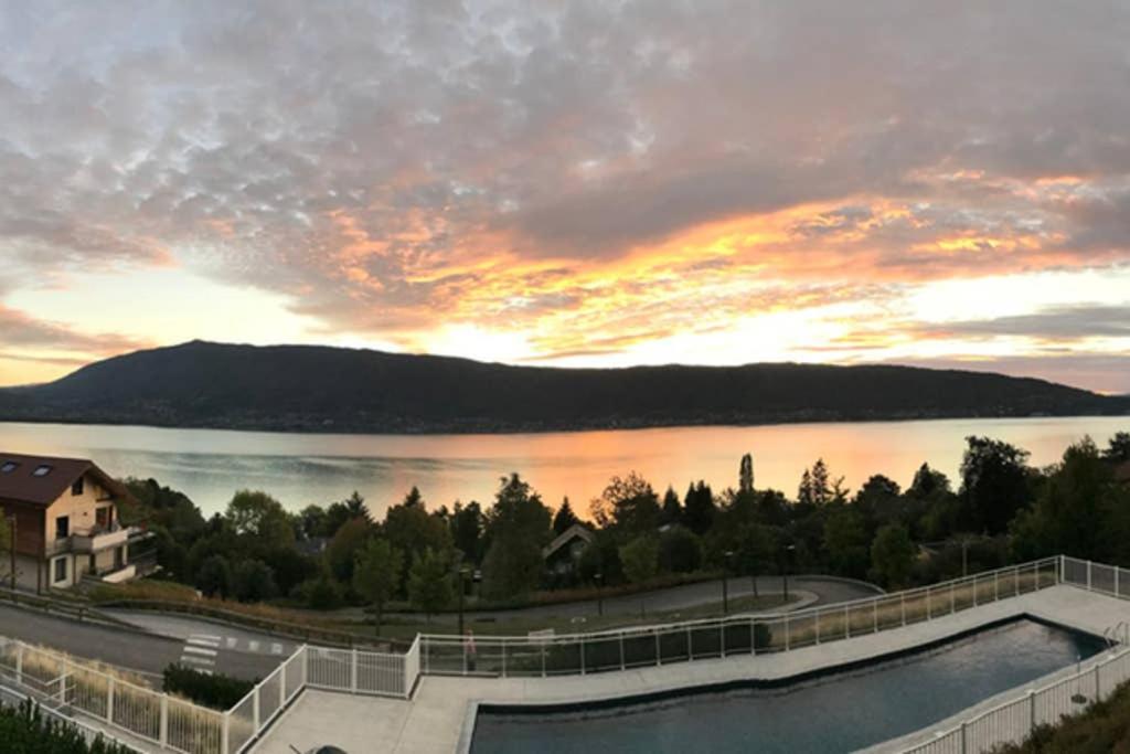 Roc & Lac - Terrasse Vue Lac, Piscine, Parking เวย์ริเยร์-ดู-ลัค ภายนอก รูปภาพ